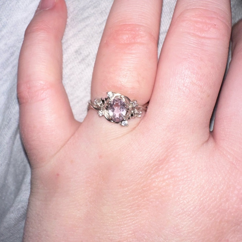 Beautiful Adjustable Sterling Silver Vine Ring - Picture 6 of 8